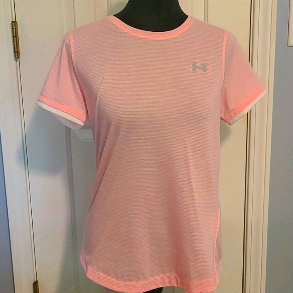 Under Armor Tech Tee with back cutout size Medium